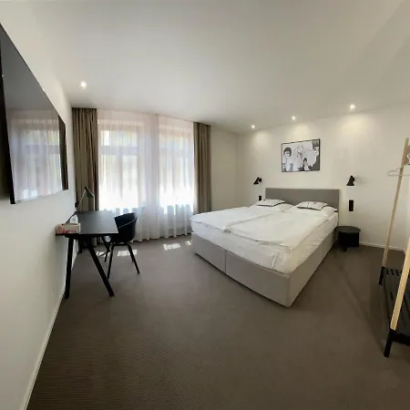 Hotel Rozmaryn B&B Ξενοδοχείο Rakovník