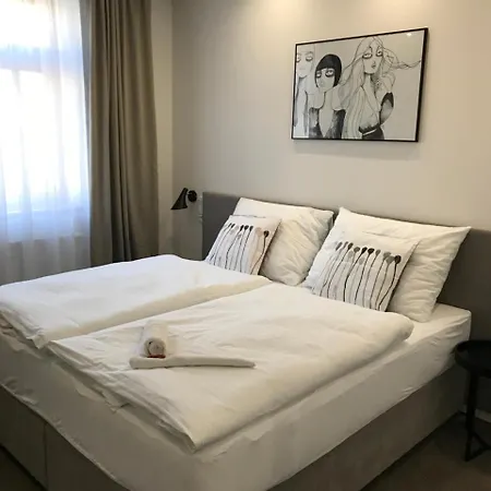 Ξενοδοχείο Hotel Rozmaryn B&B