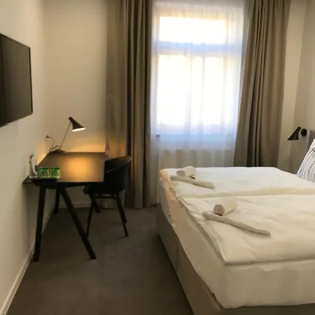 Ξενοδοχείο Hotel Rozmaryn B&B 3*